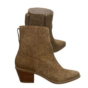 ABLE Animal Print Suede Western Vibe Pointed Toe Stacked Heel Boots Size 8